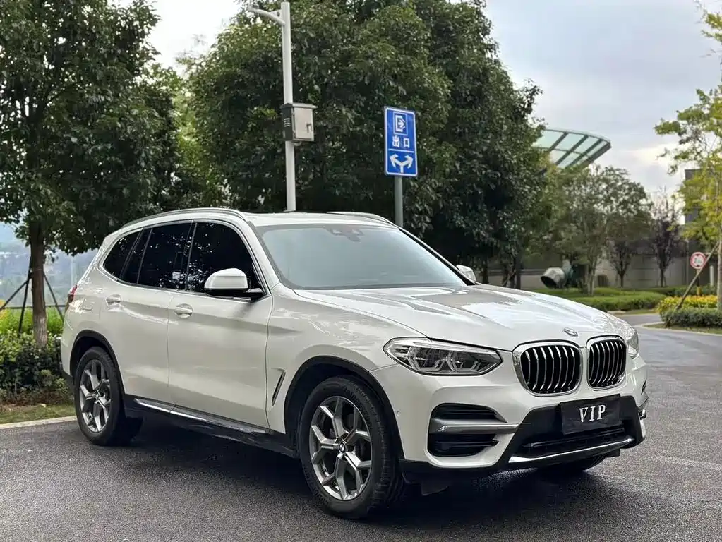 BMW X3 — фото 3