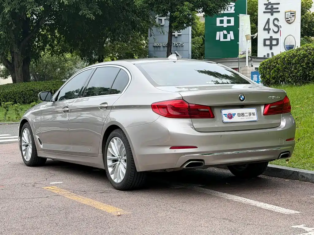 BMW 5 Series New Energy — фото 4