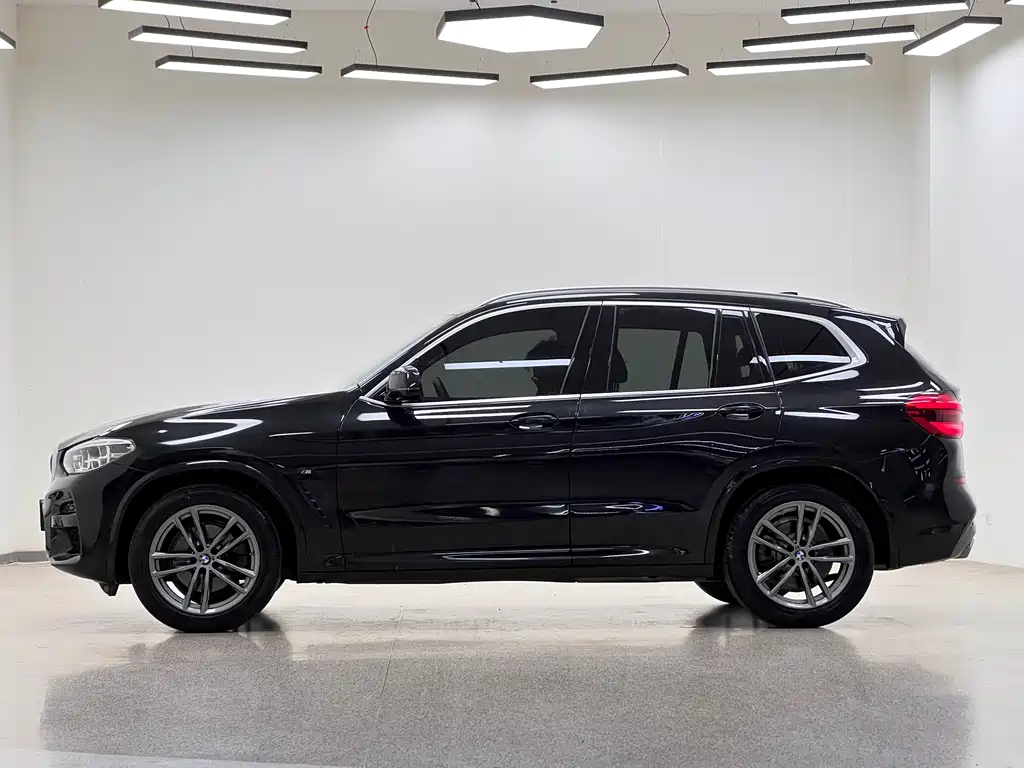 BMW X3 — фото 3
