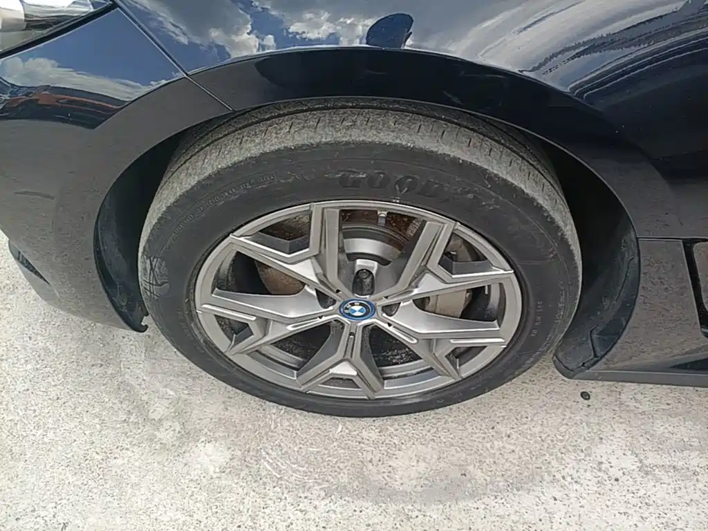 BMW i3 — фото 23