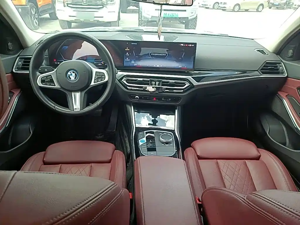 BMW i3 — фото 10