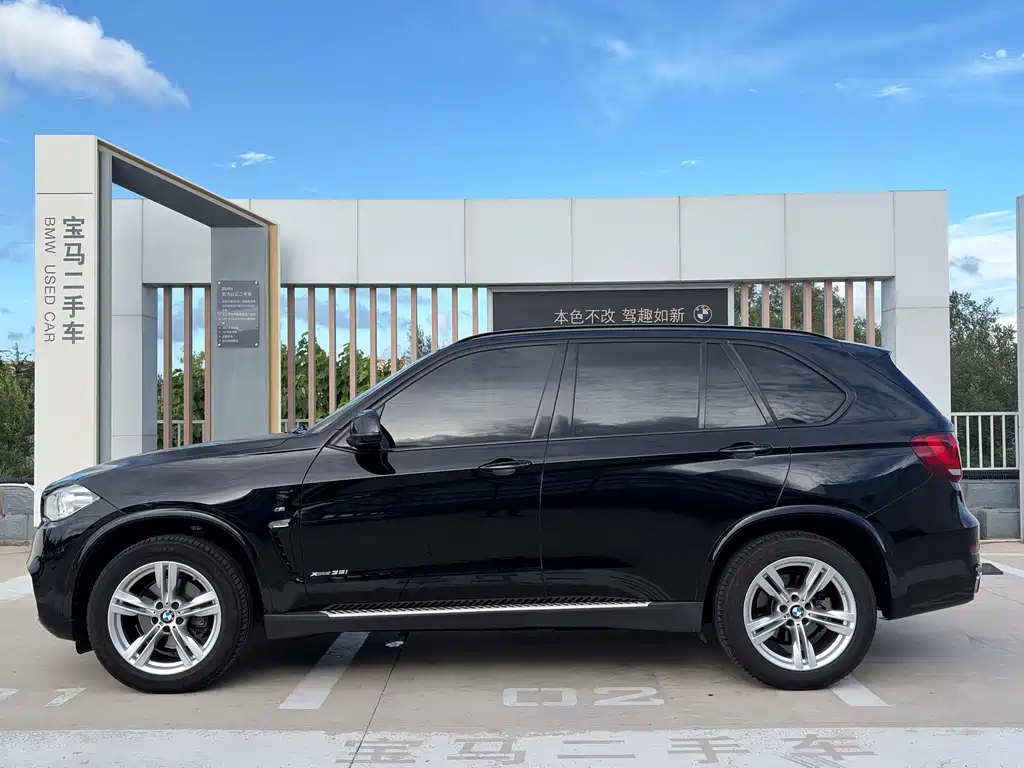 BMW X5 (Import) — фото 3