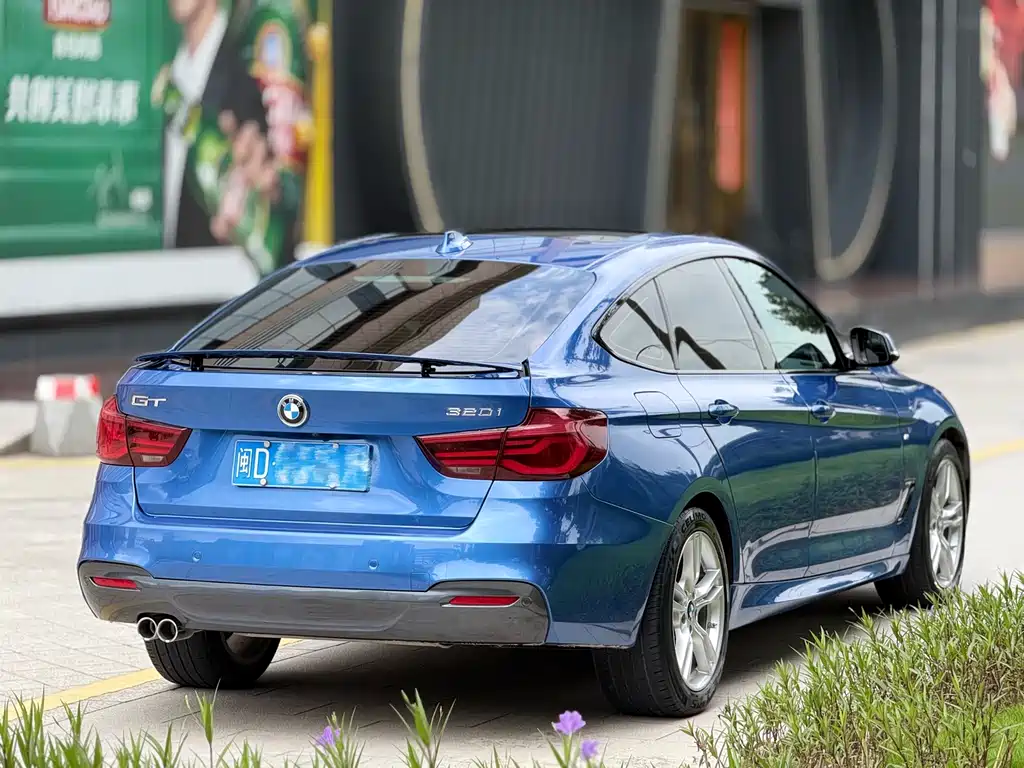 BMW 3 Series GT — фото 4
