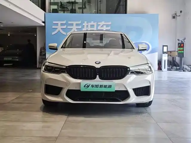 BMW 5 Series New Energy — фото 2