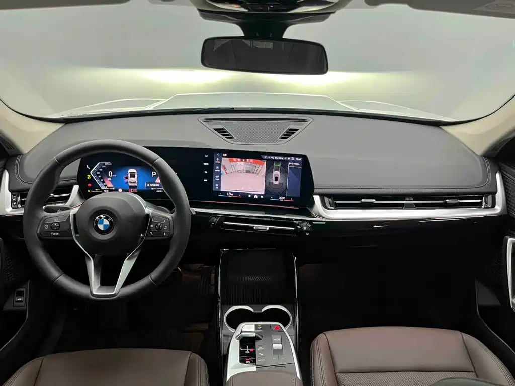 BMW X1 — фото 2