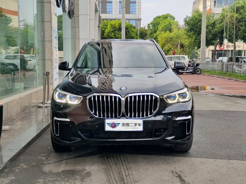 BMW X5 — фото 2