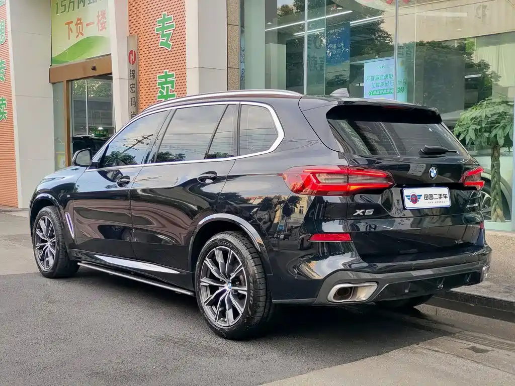 BMW X5 — фото 4