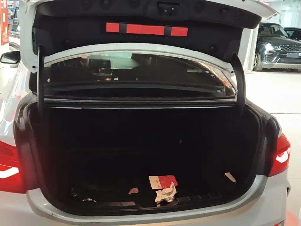 BMW 1 Series — фото 19