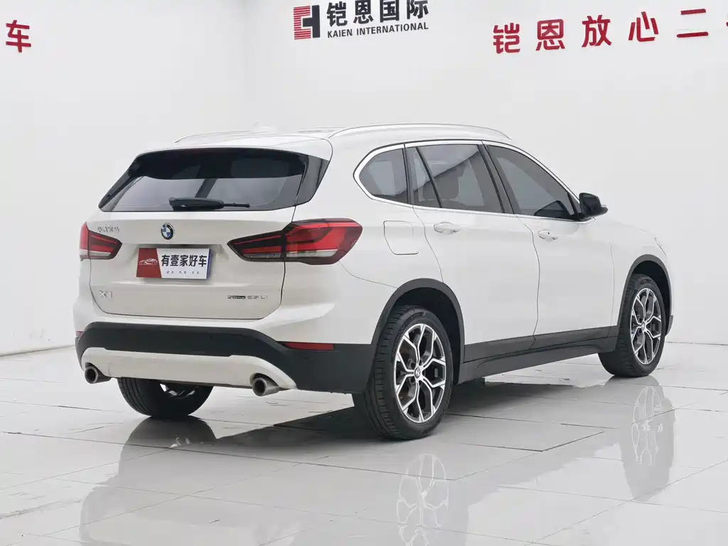 BMW X1 — фото 4
