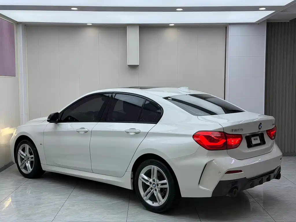 BMW 1 Series — фото 6