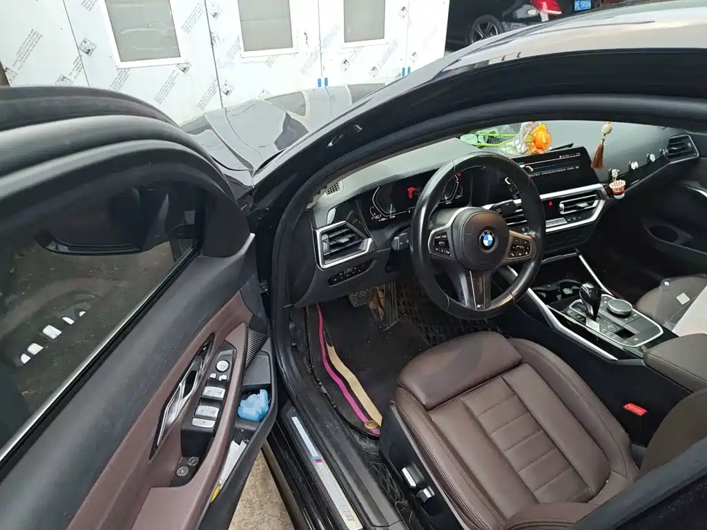 BMW 3 Series — фото 14