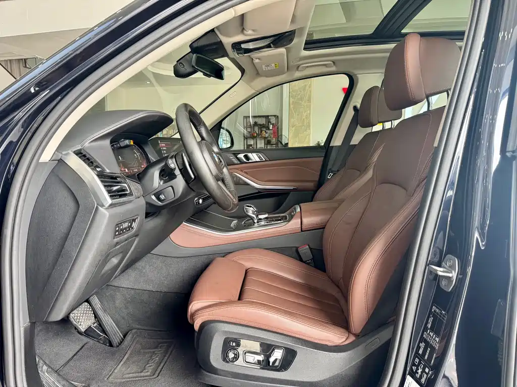 BMW X5 (Import) — фото 3