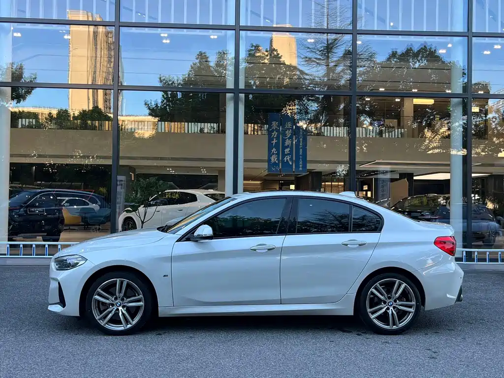 BMW 1 Series — фото 2