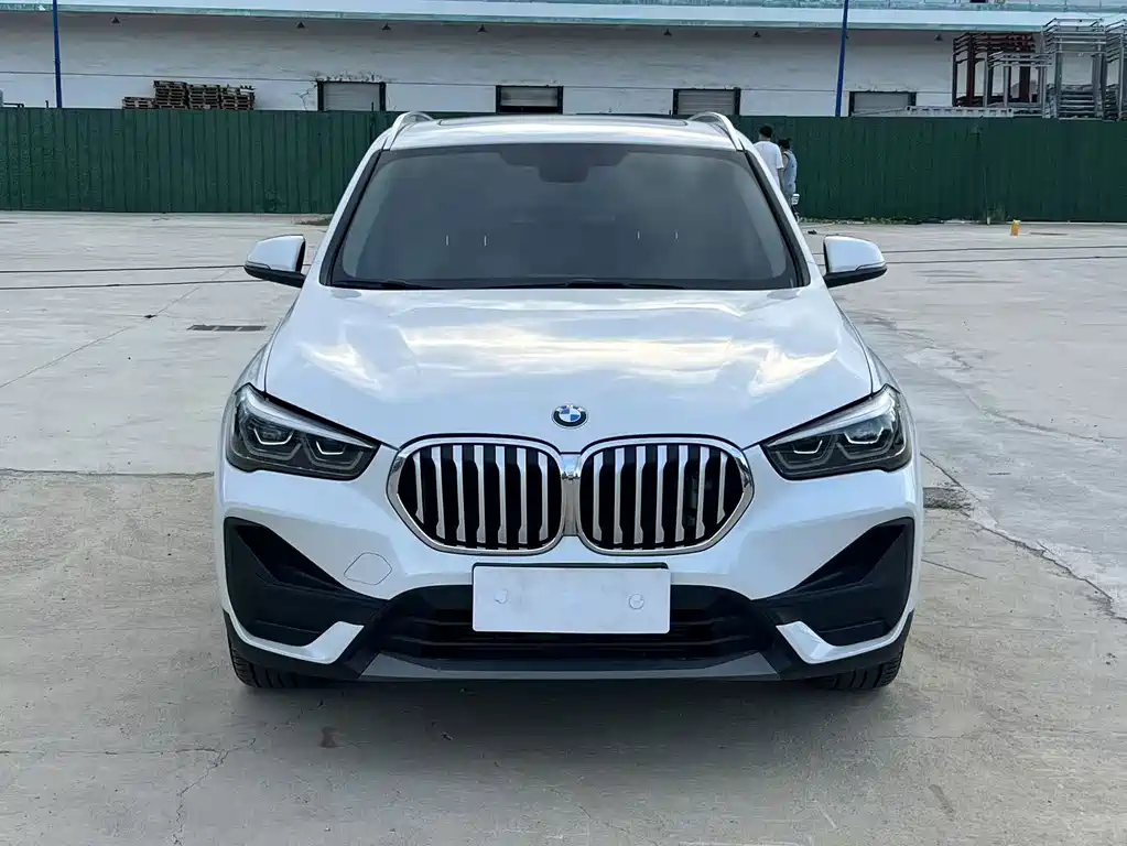 BMW X1 — фото 2