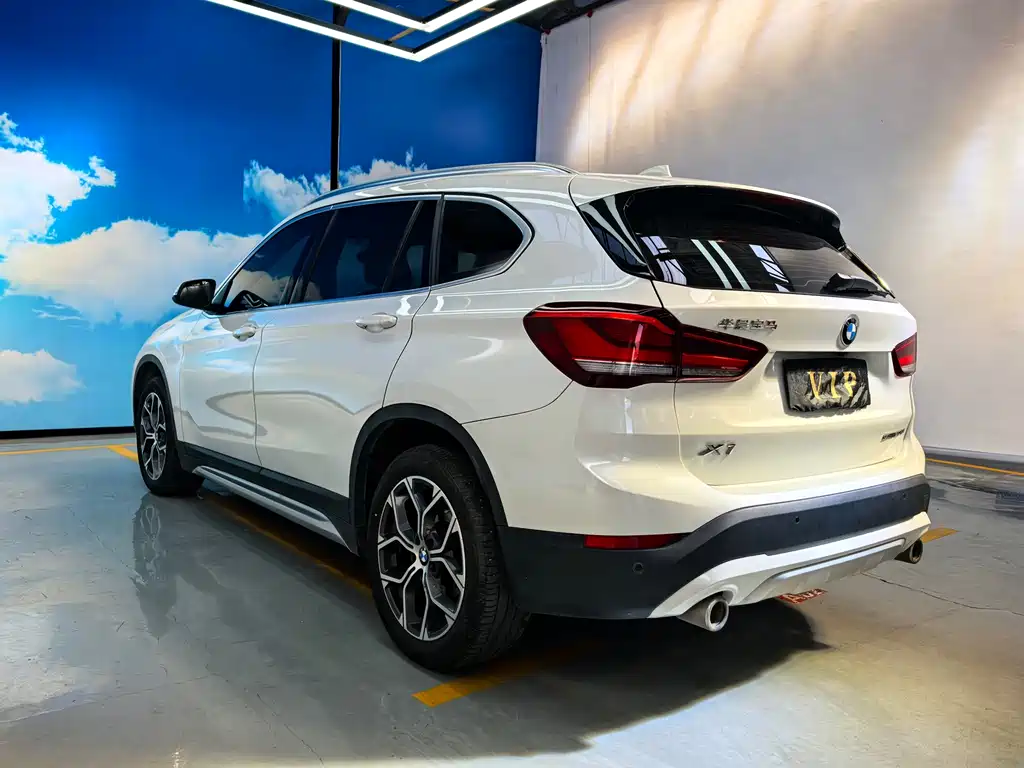 BMW X1 — фото 6