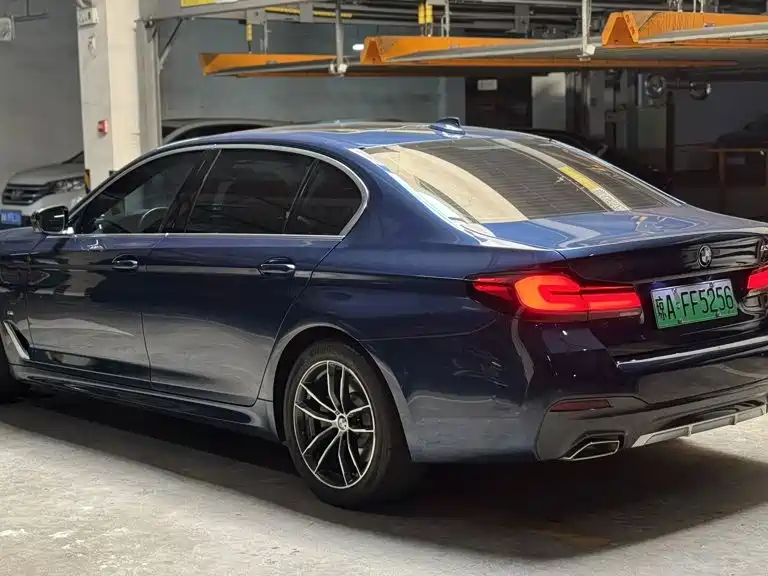 BMW 5 Series New Energy — фото 5