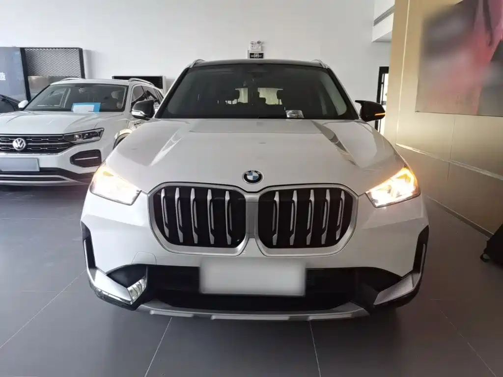 BMW X1 — фото 3