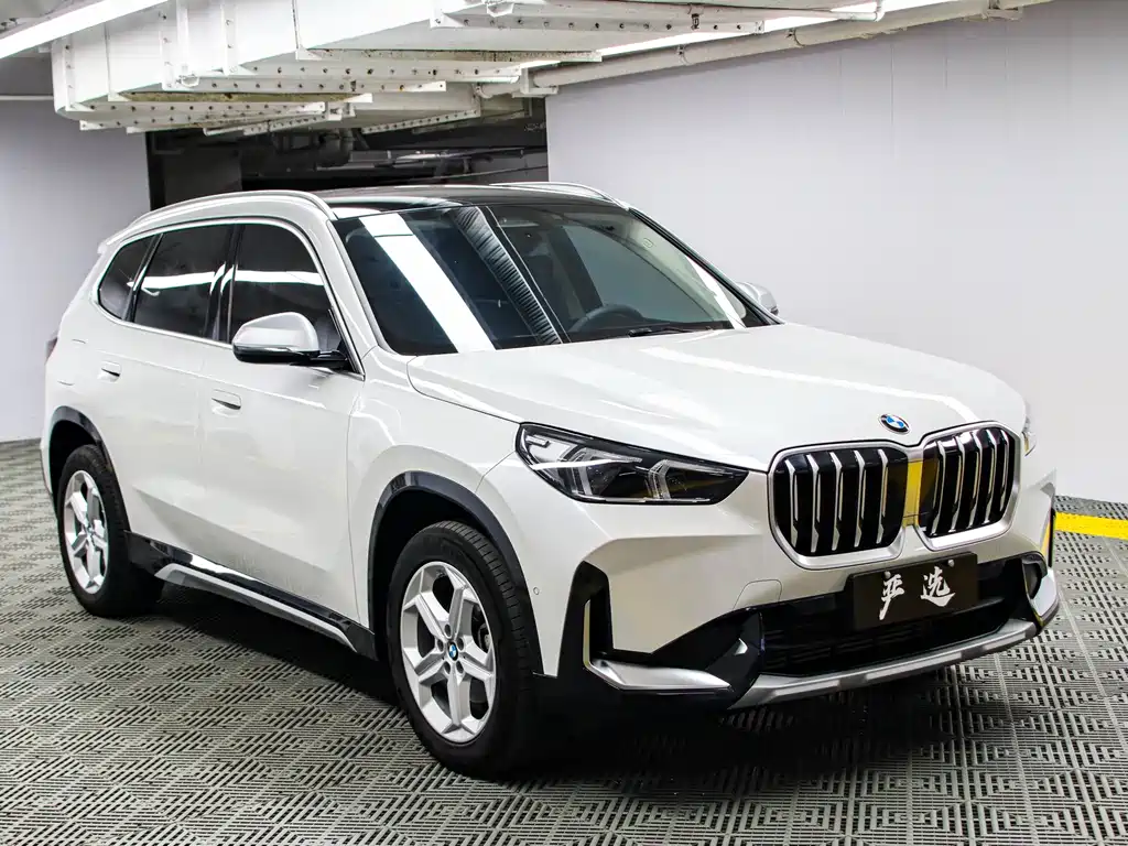 BMW X1 — фото 3