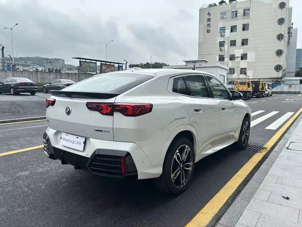 BMW X2 (Import) — фото 5