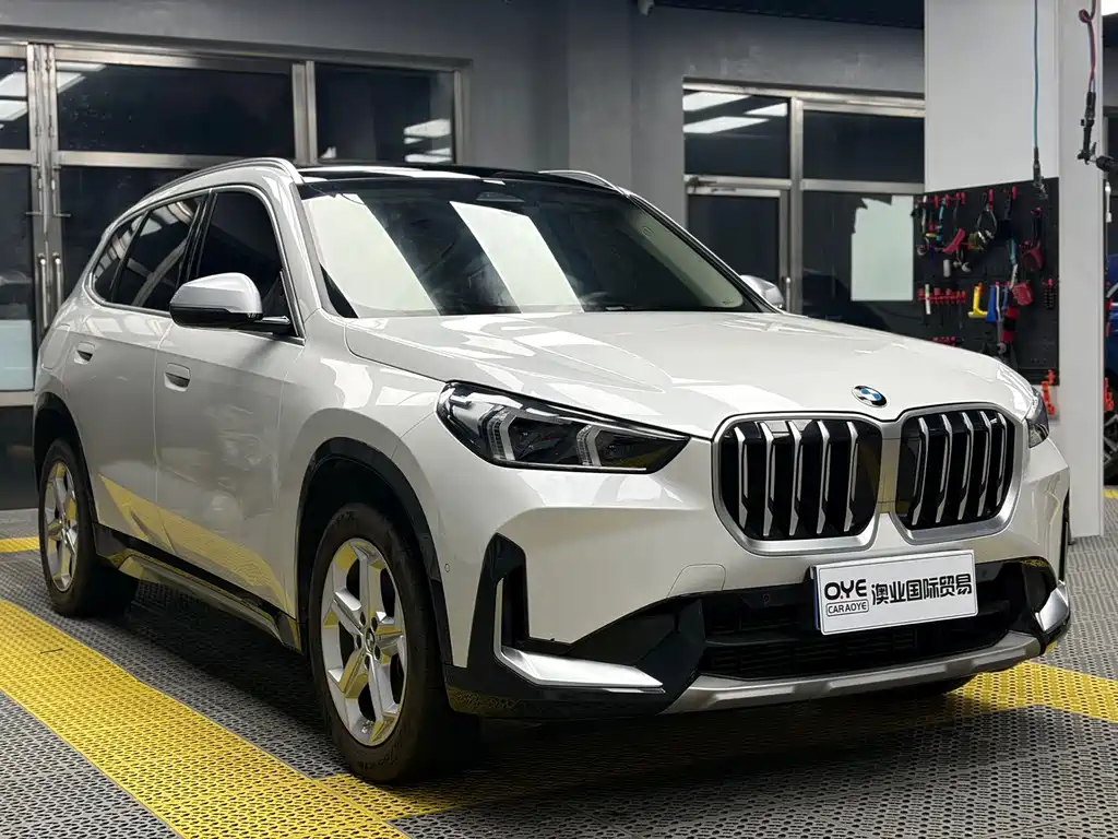 BMW X1 — фото 3
