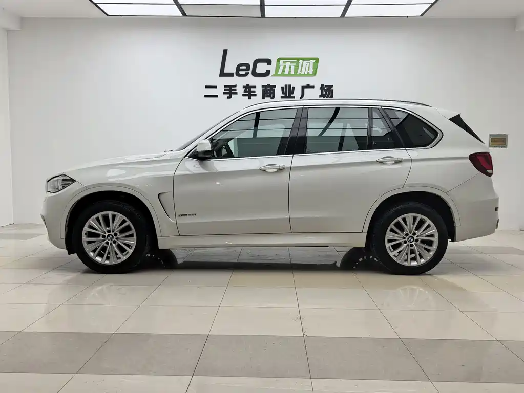 BMW X5 (Import) — фото 4