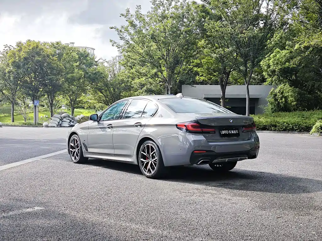 BMW 5 Series (Import) — фото 5