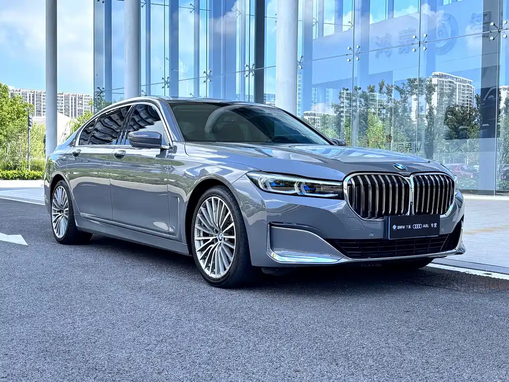 BMW 7 Series — фото 3