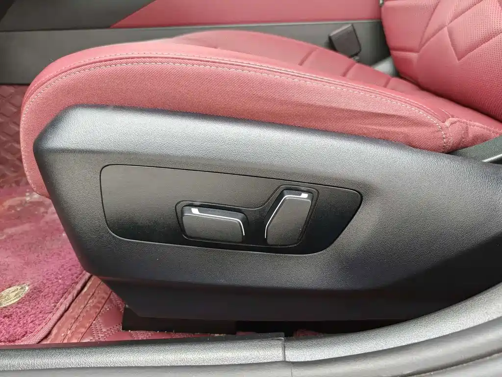 BMW 5 Series — фото 10