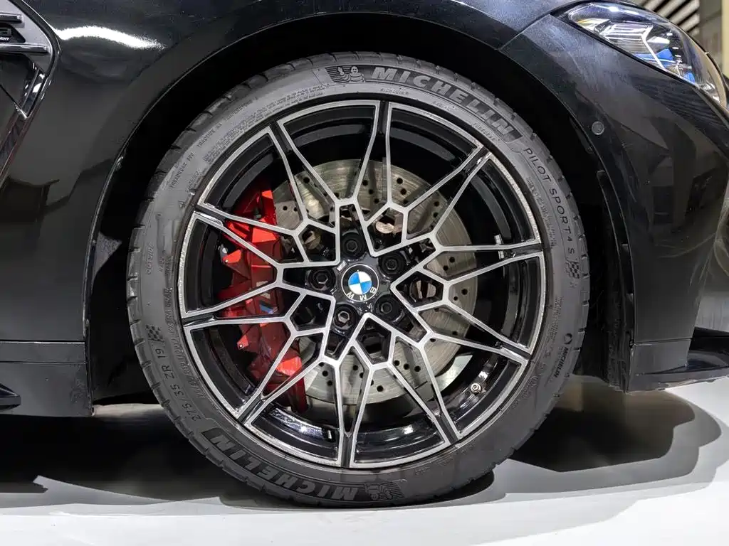 BMW M3 — фото 9