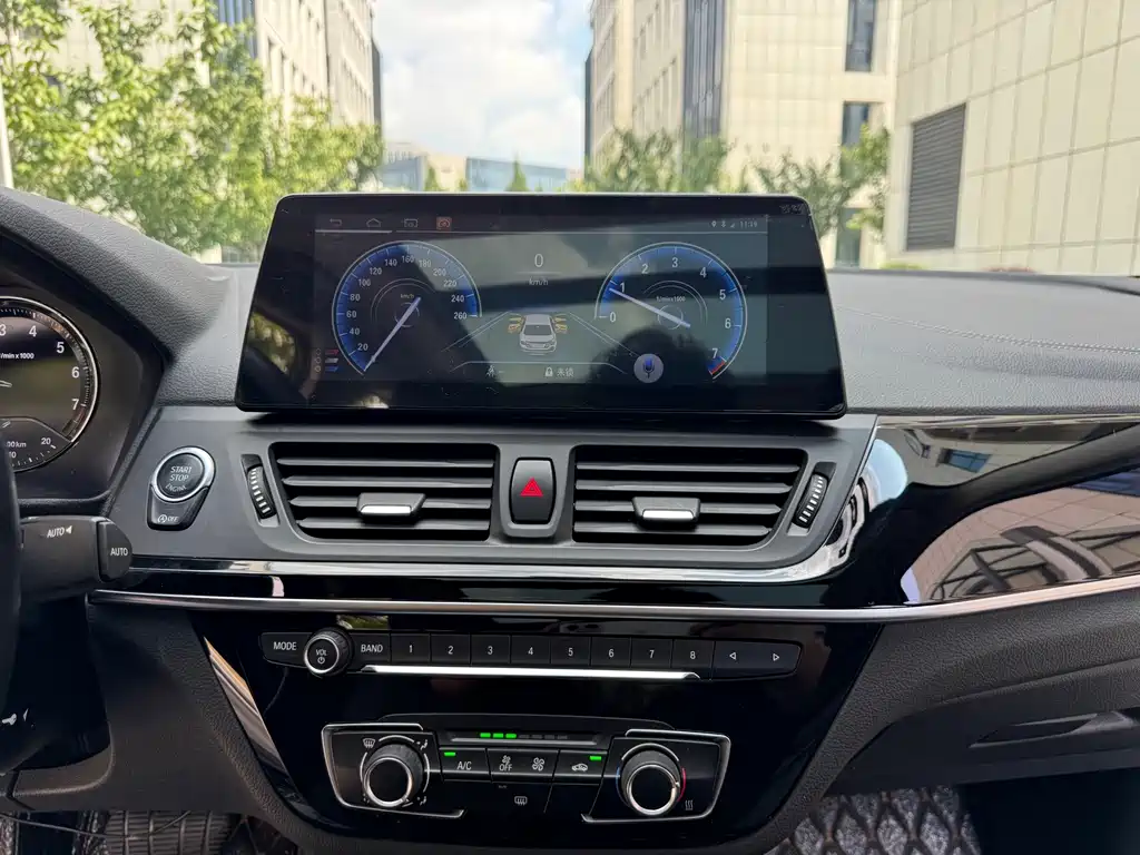 BMW 1 Series — фото 13