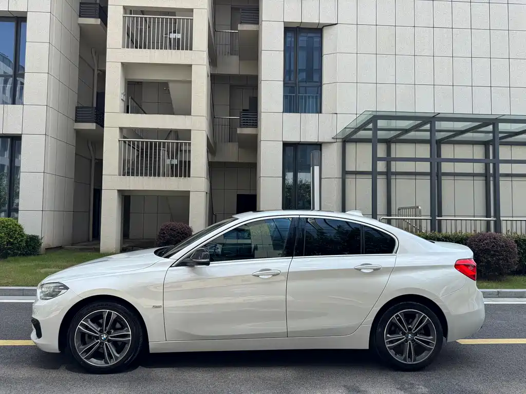 BMW 1 Series — фото 29