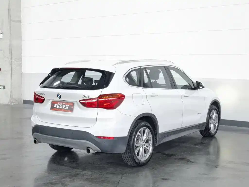 BMW X1 — фото 2