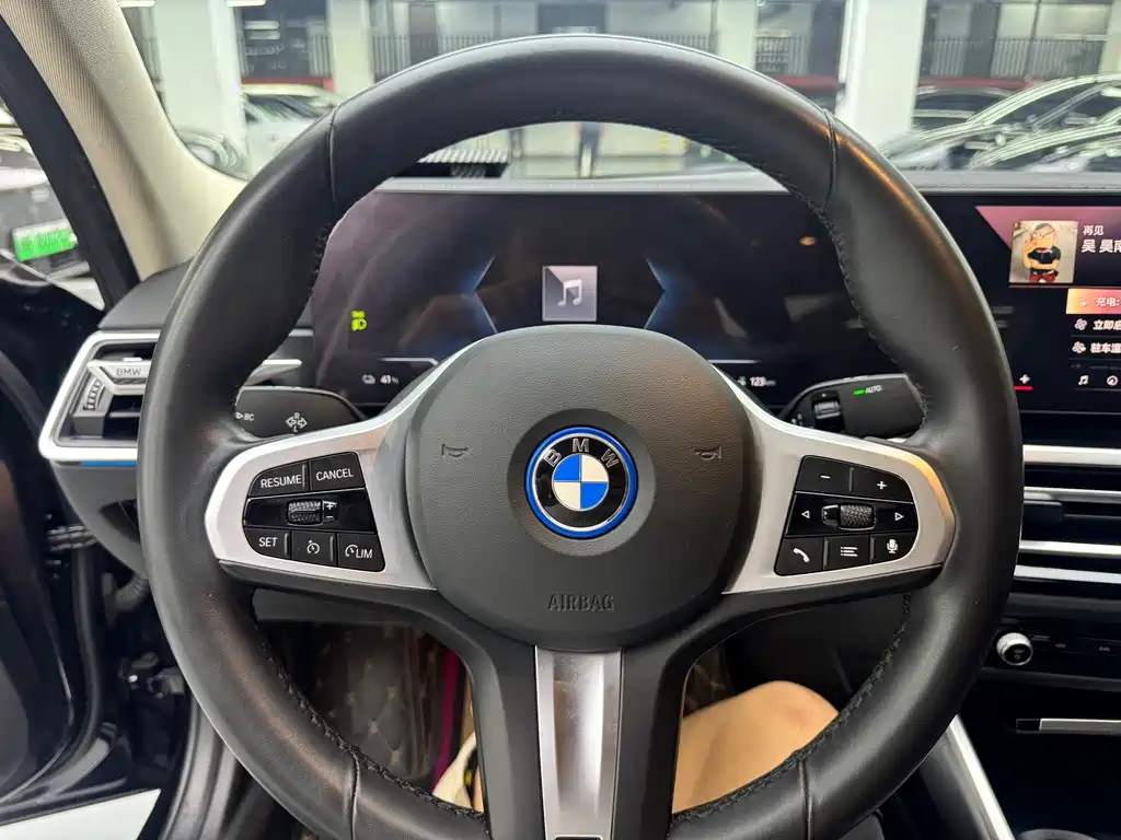BMW i3 — фото 5