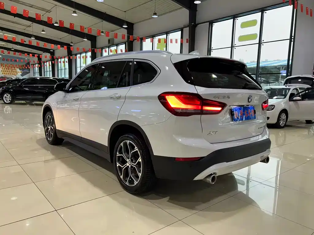 BMW X1 — фото 6
