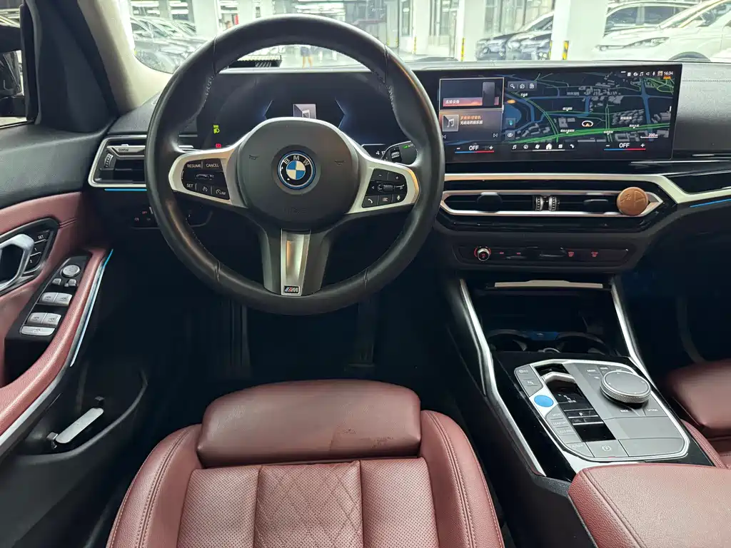 BMW i3 — фото 9
