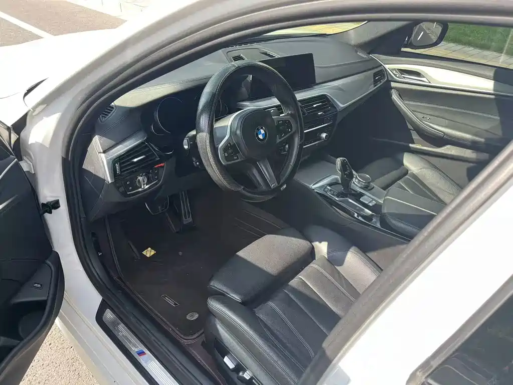 BMW 5 Series (Import) — фото 8