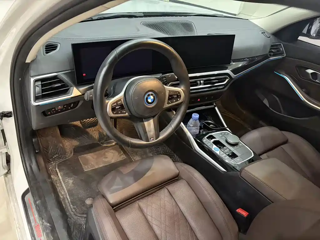 BMW i3 — фото 8