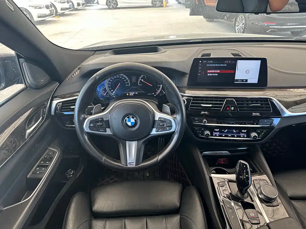 BMW 6 Series GT — фото 23
