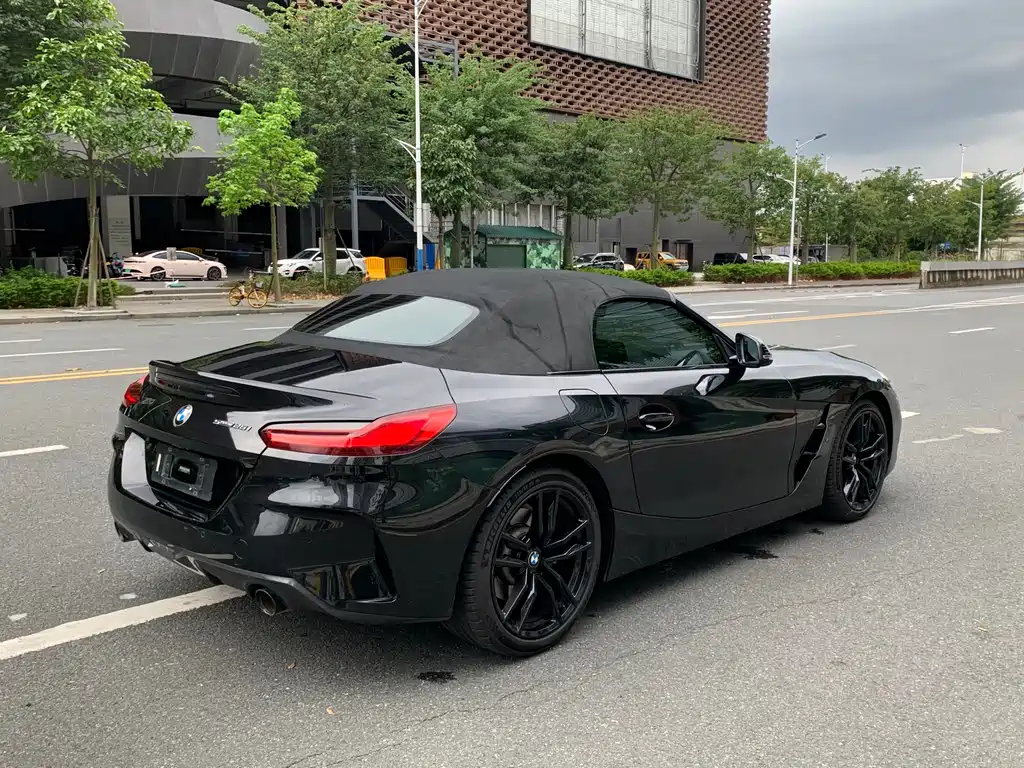 BMW Z4 — фото 3