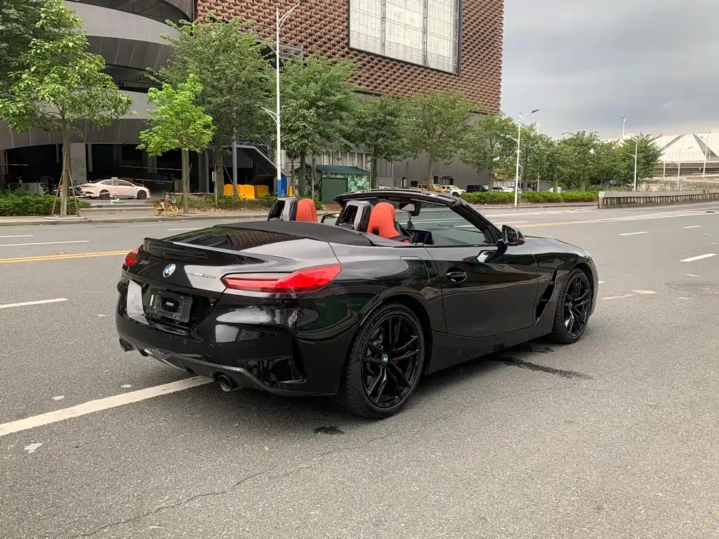 BMW Z4 — фото 9