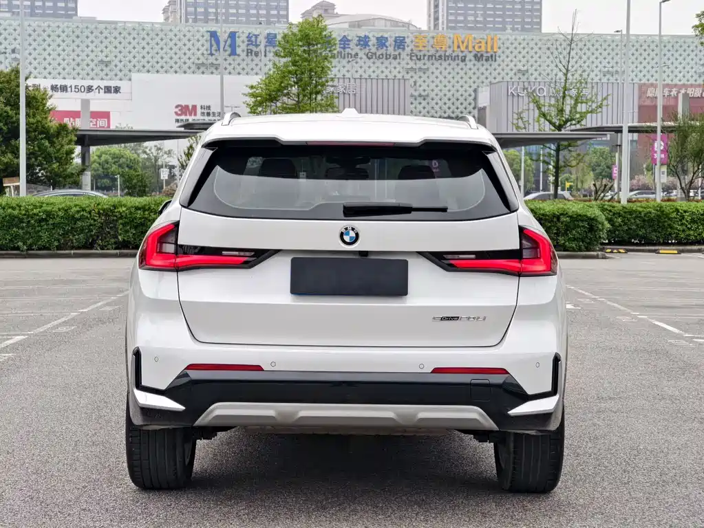 BMW X1 — фото 5
