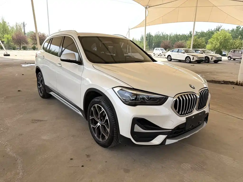 BMW X1 — фото 3