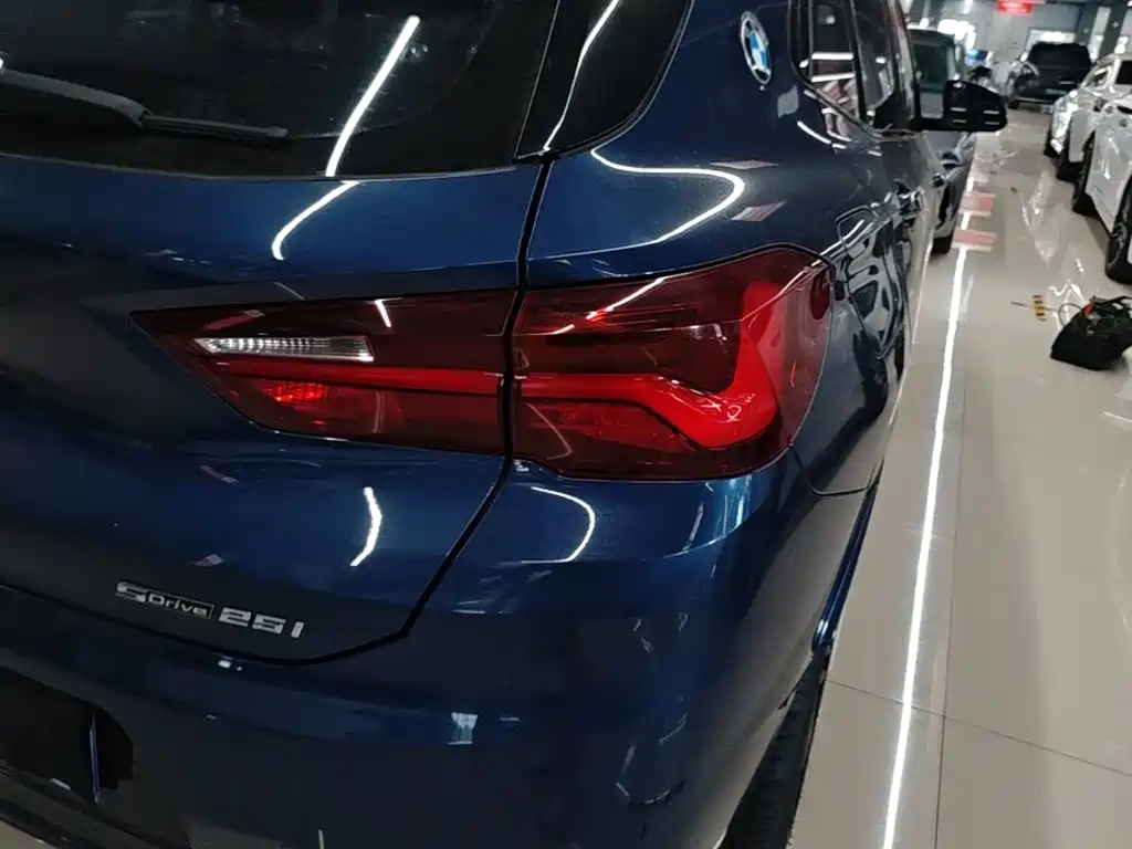 BMW X2 — фото 8