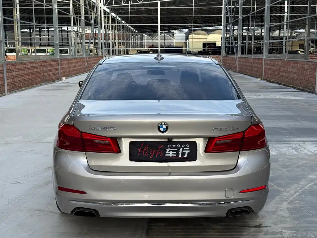BMW 5 Series New Energy — фото 5