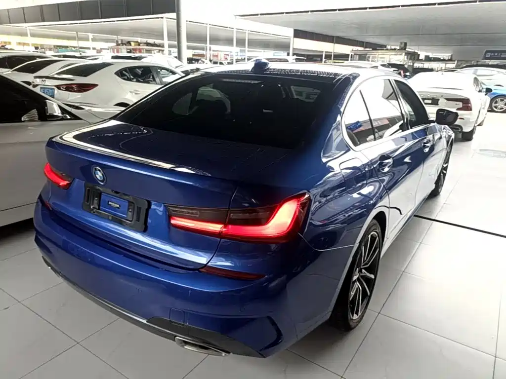 BMW 3 Series — фото 7