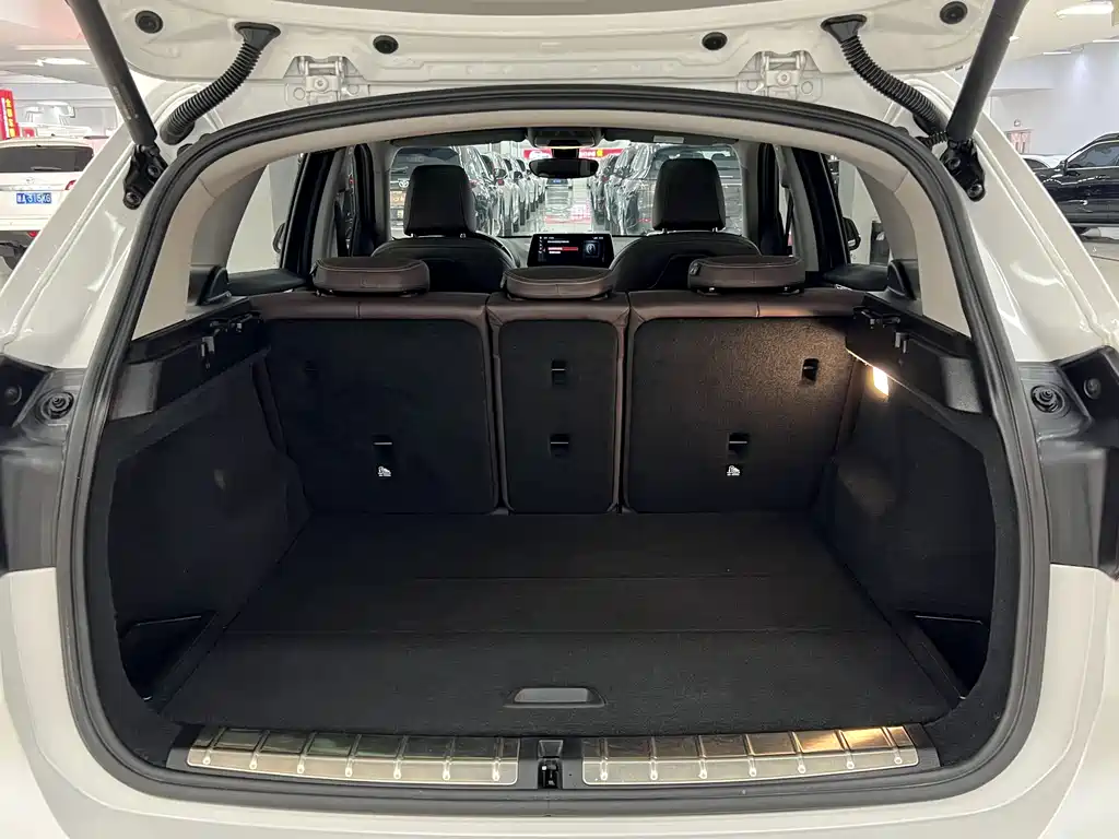 BMW X1 — фото 17