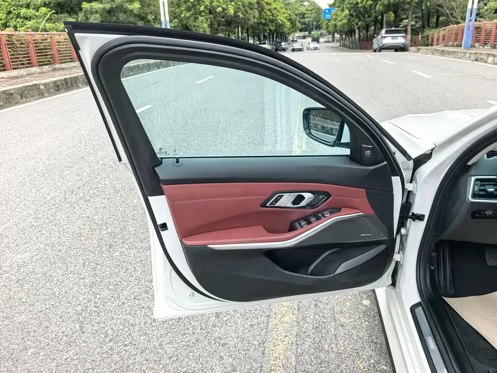 BMW i3 — фото 4