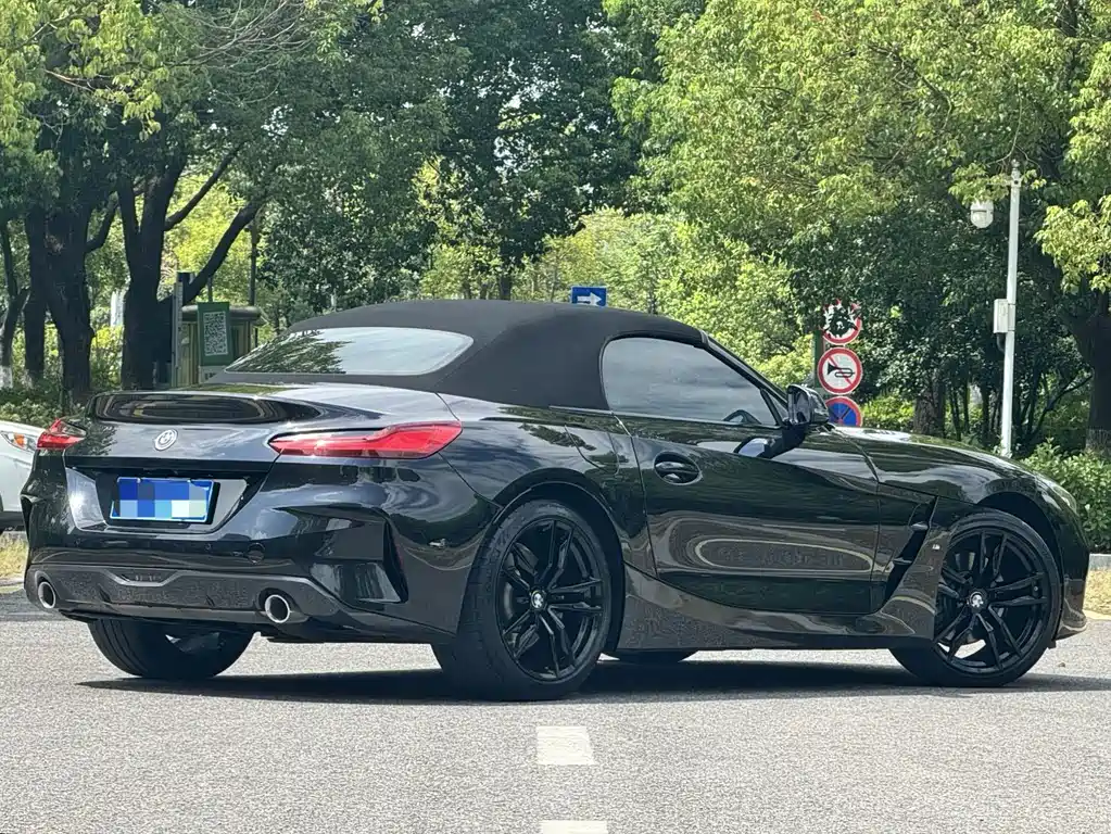 BMW Z4 — фото 5