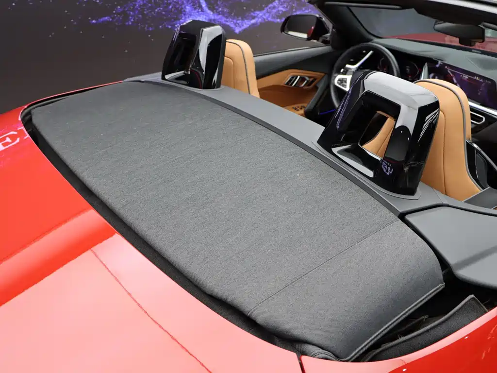 BMW Z4 — фото 9