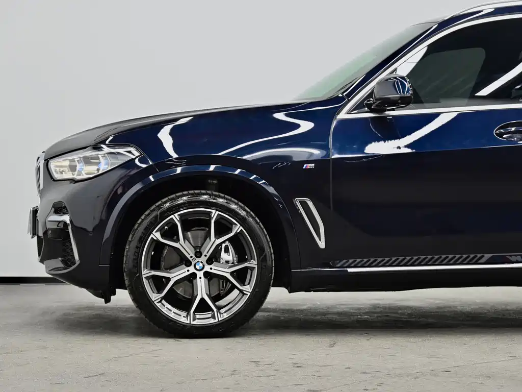 BMW X5 — фото 25